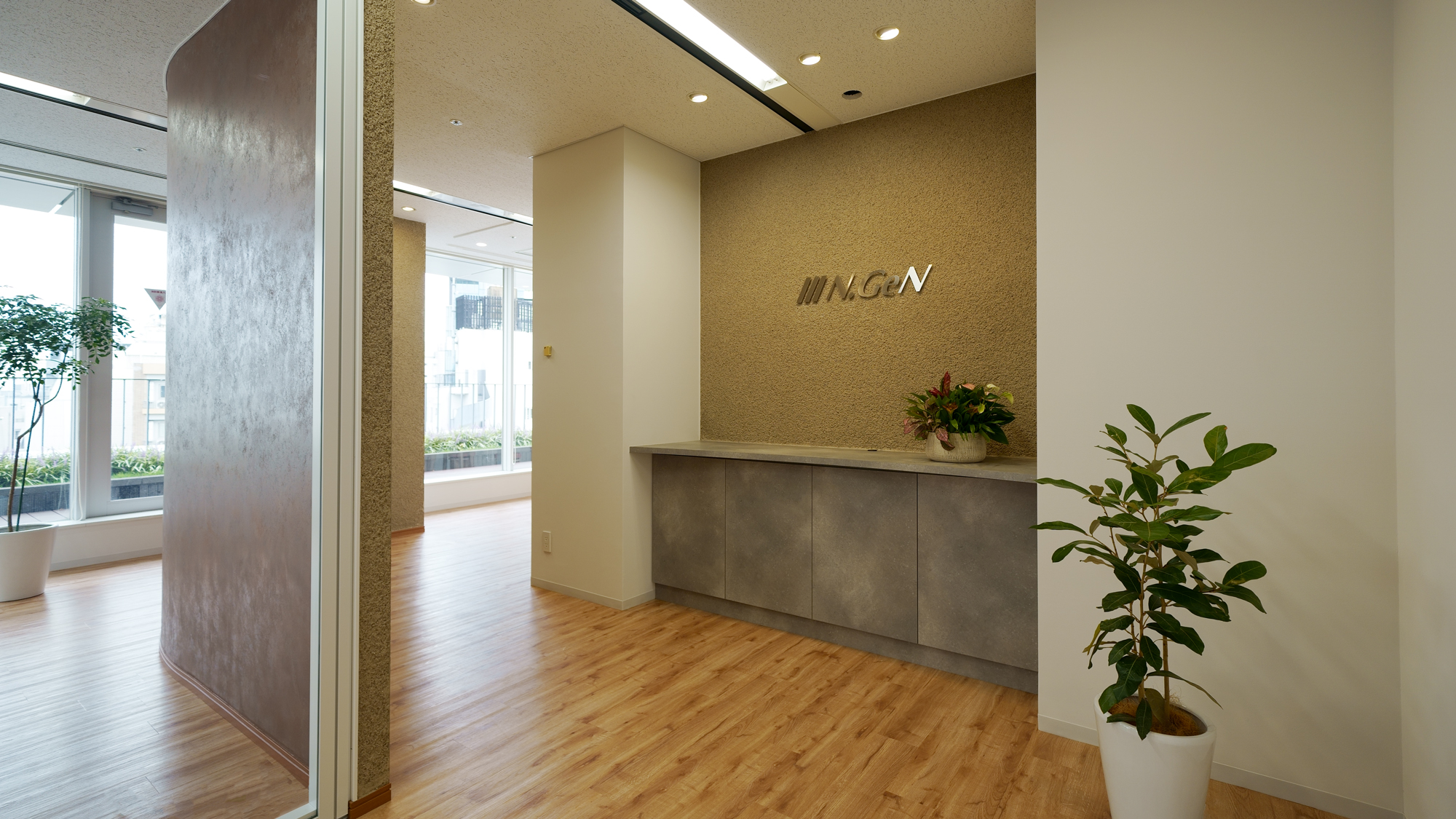 オフィスエントランス